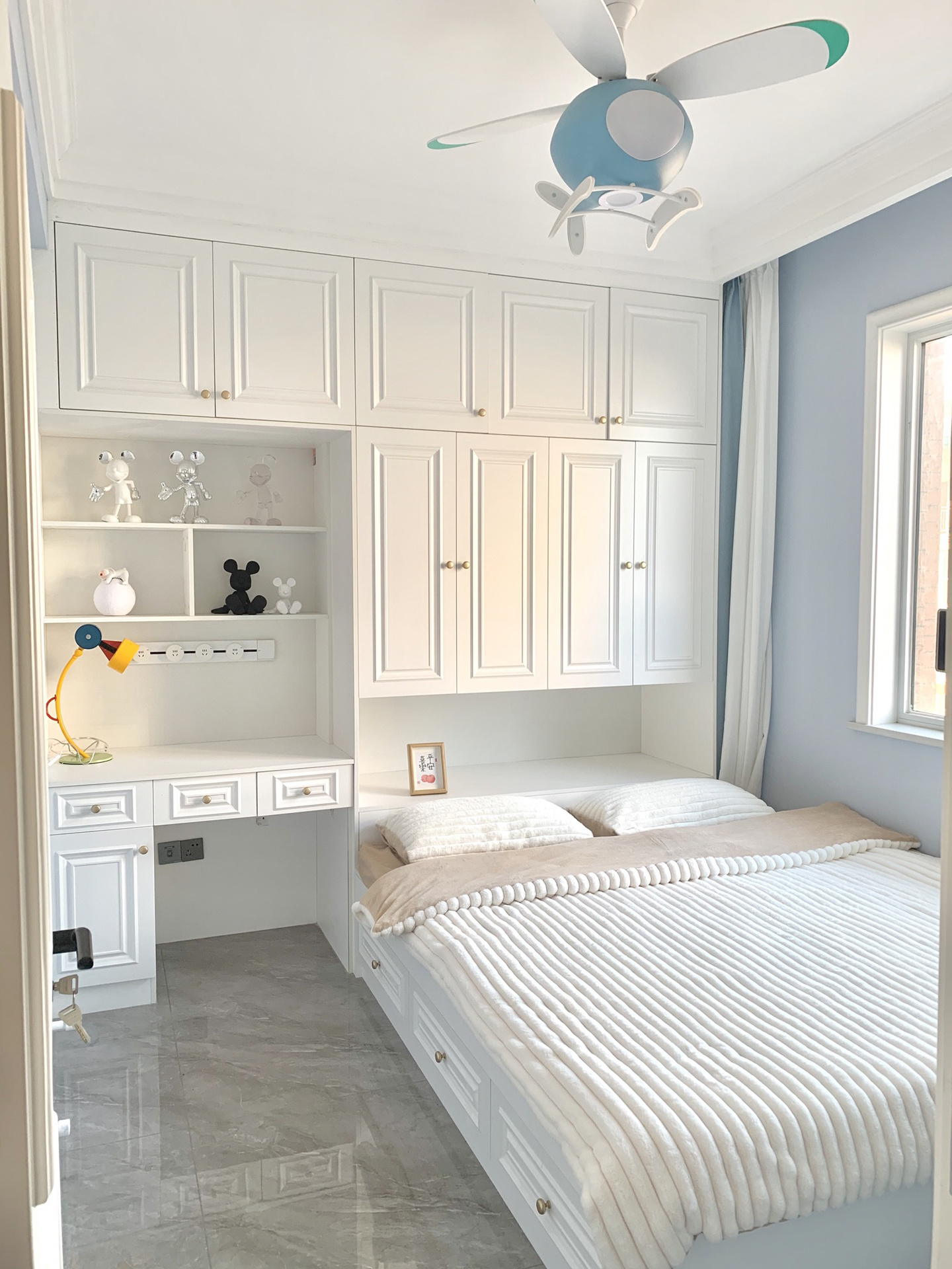 晨阳水漆调色卧室客厅背景墙春露秋霜 奶咖色 伦敦雾 悠扬蓝好看