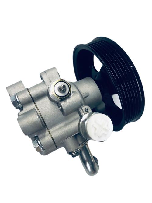 1,汽车的转向助力泵通常安装在哪个部位?