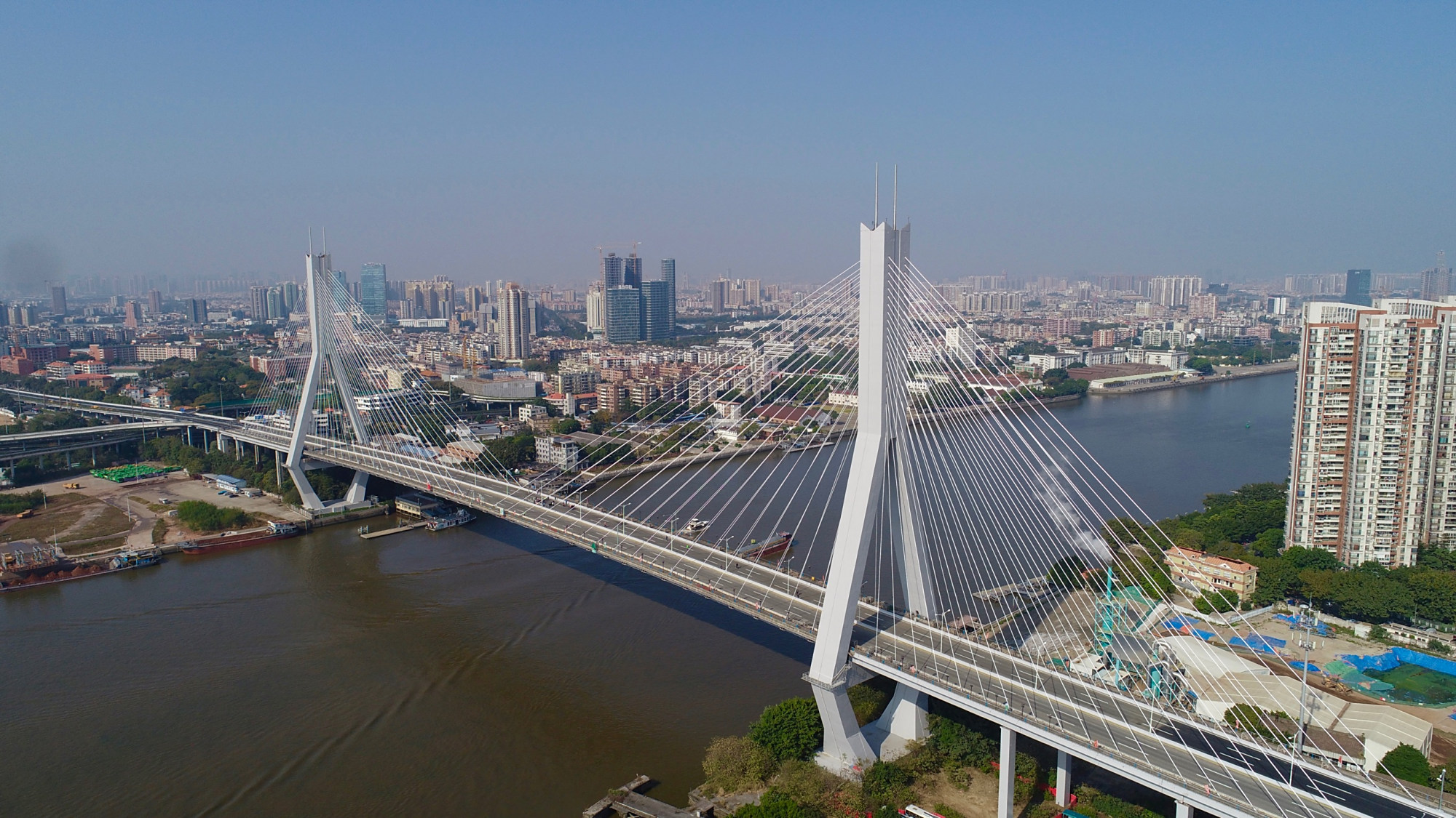 鹤洞大桥施工结束,周边公交线路10日起恢复正常运营