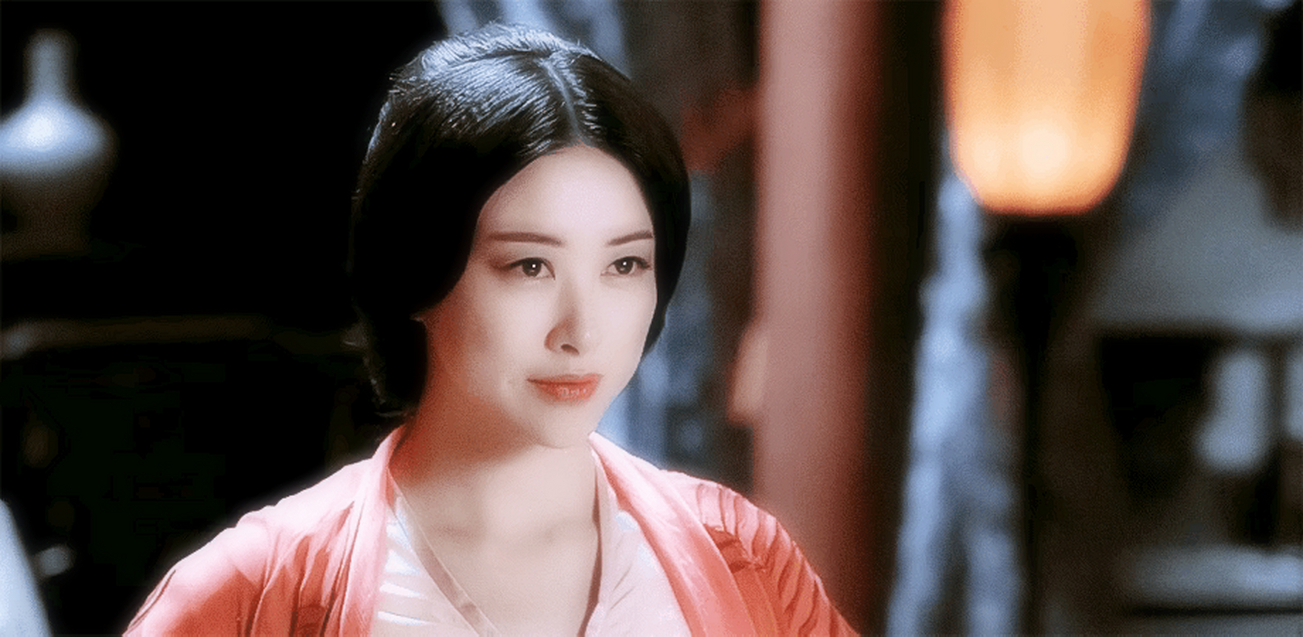 朱珠是怎么做到的?每一缕头发都增添魅力!  向下