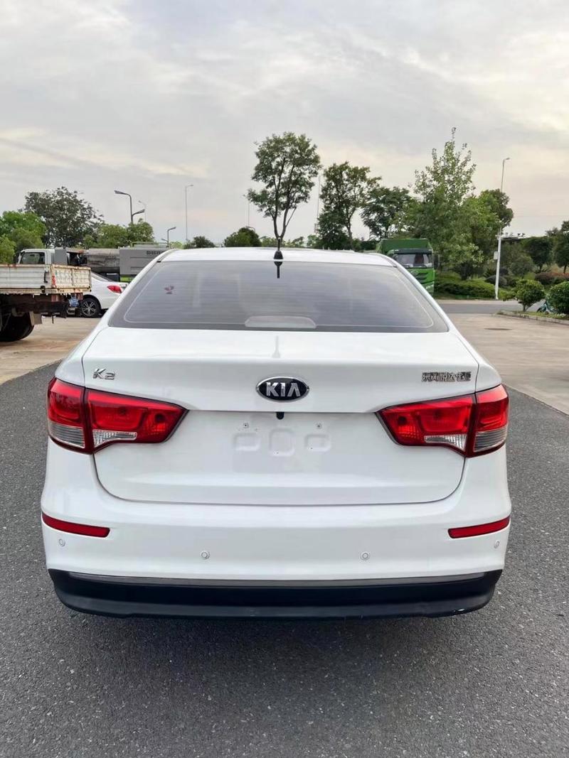 15 款起亚 k2 是国几的?性能如何?