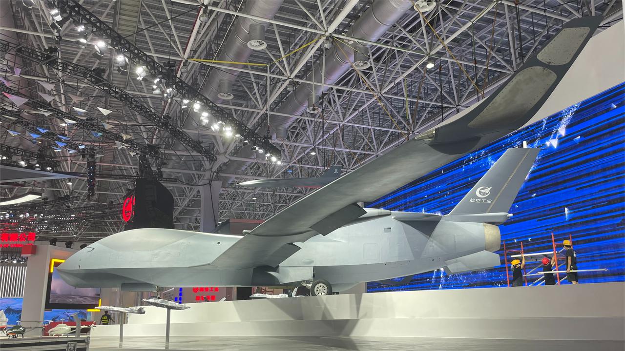 中国翔龙无人机,进出第一岛链如逛自家后院,引发国际关注