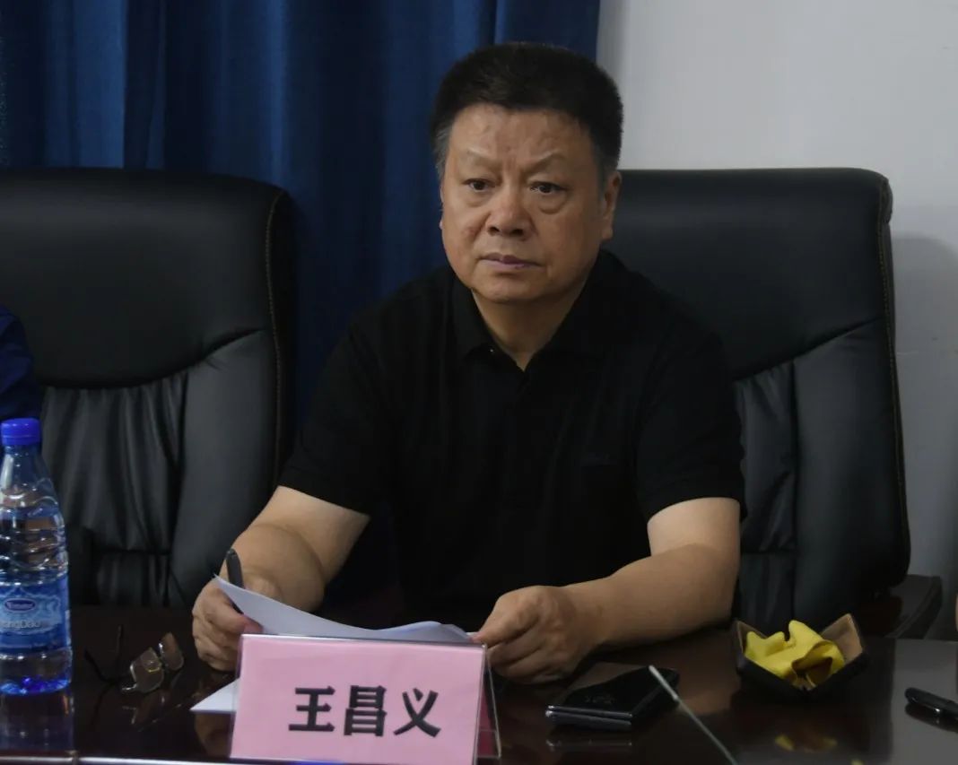 王昌义来新邵督导县乡人大换届选举工作