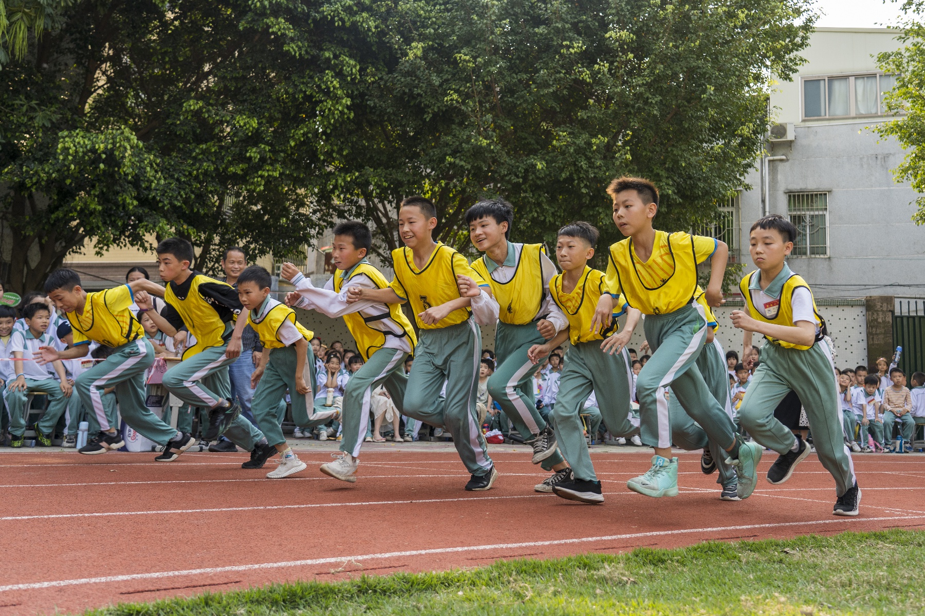澄海崇德小学在市文明校园创建考核评比中斩获佳绩