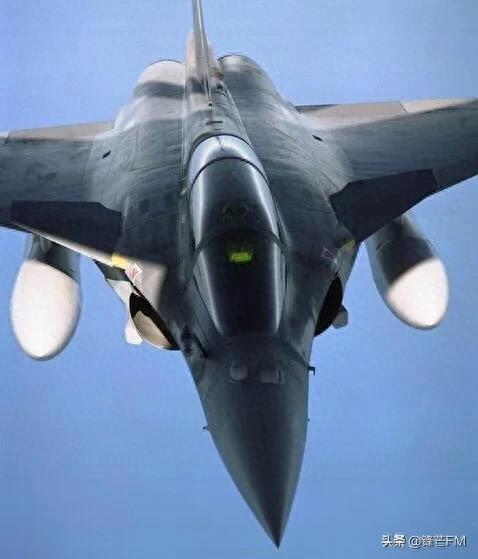 苦等一年印度阵风战机下月装备,配备射程500千米巡航导弹