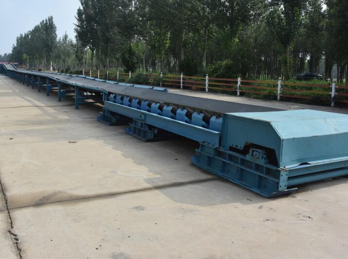 dsj伸缩皮带机实拍图