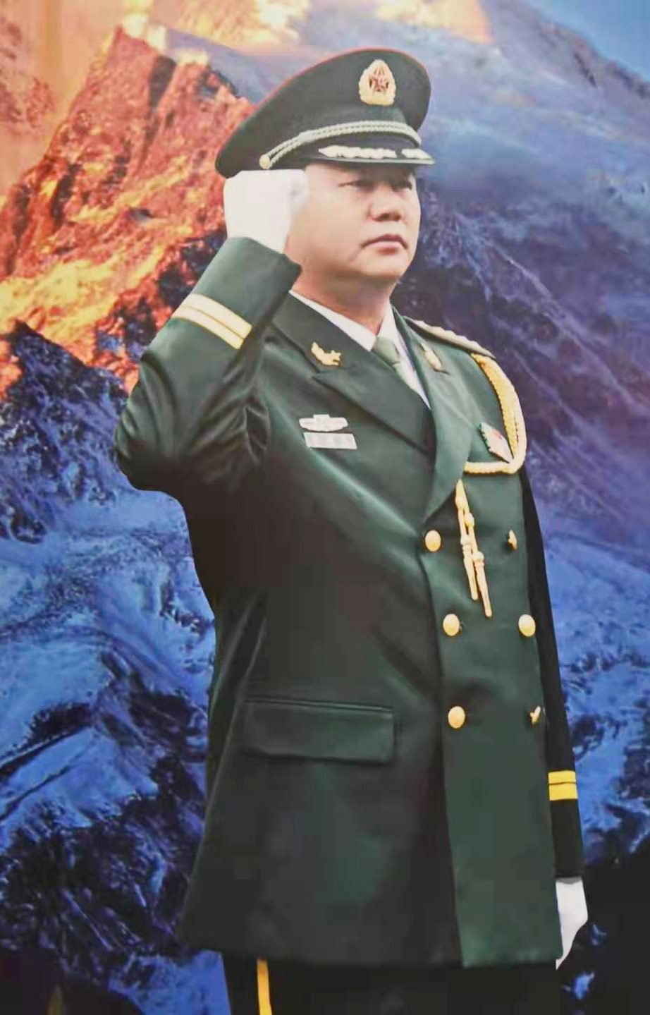 我州1集体1个人受全国表彰4个集体受省表扬退役军人