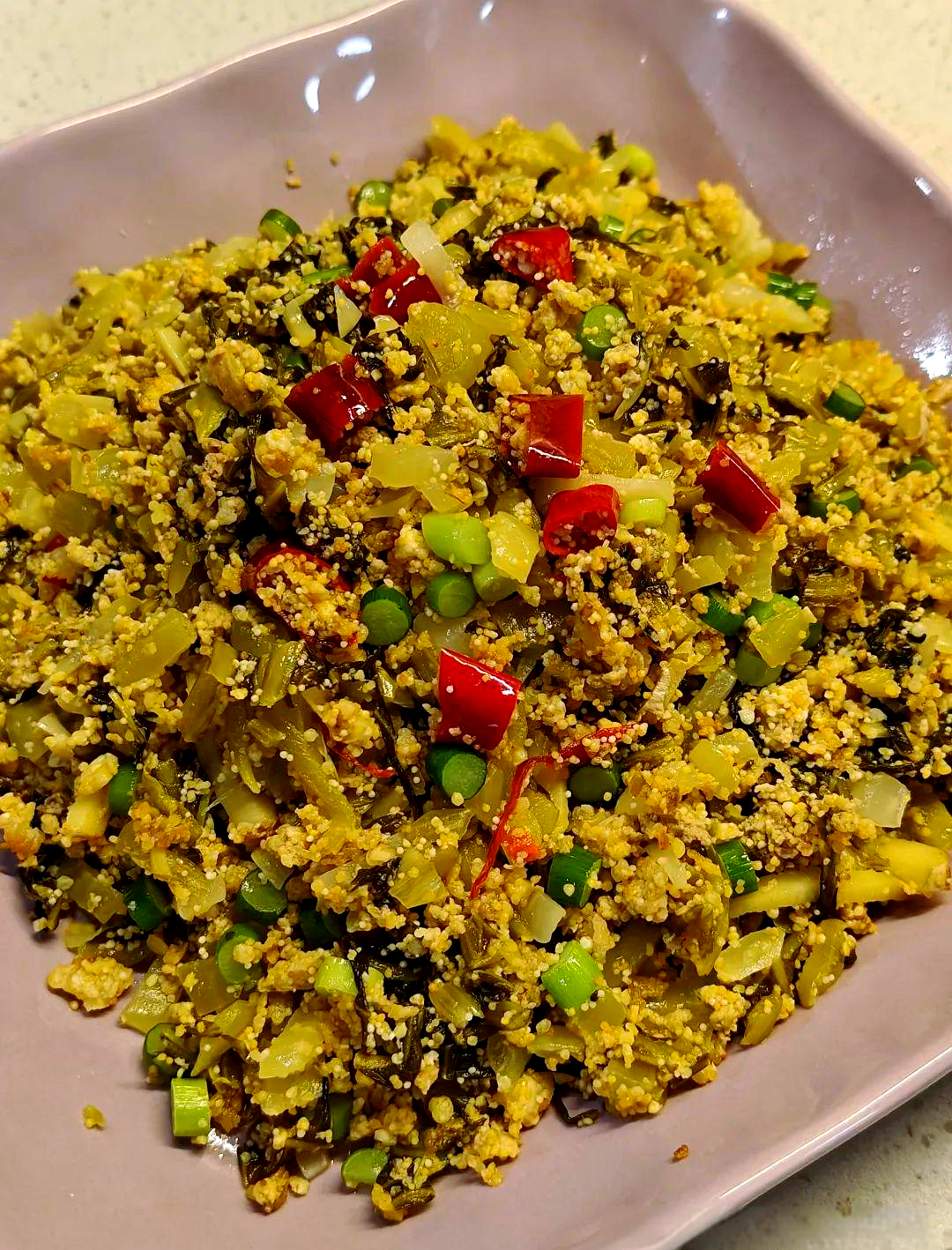 酸菜炒鱼籽,秋冬滋补的经典选择