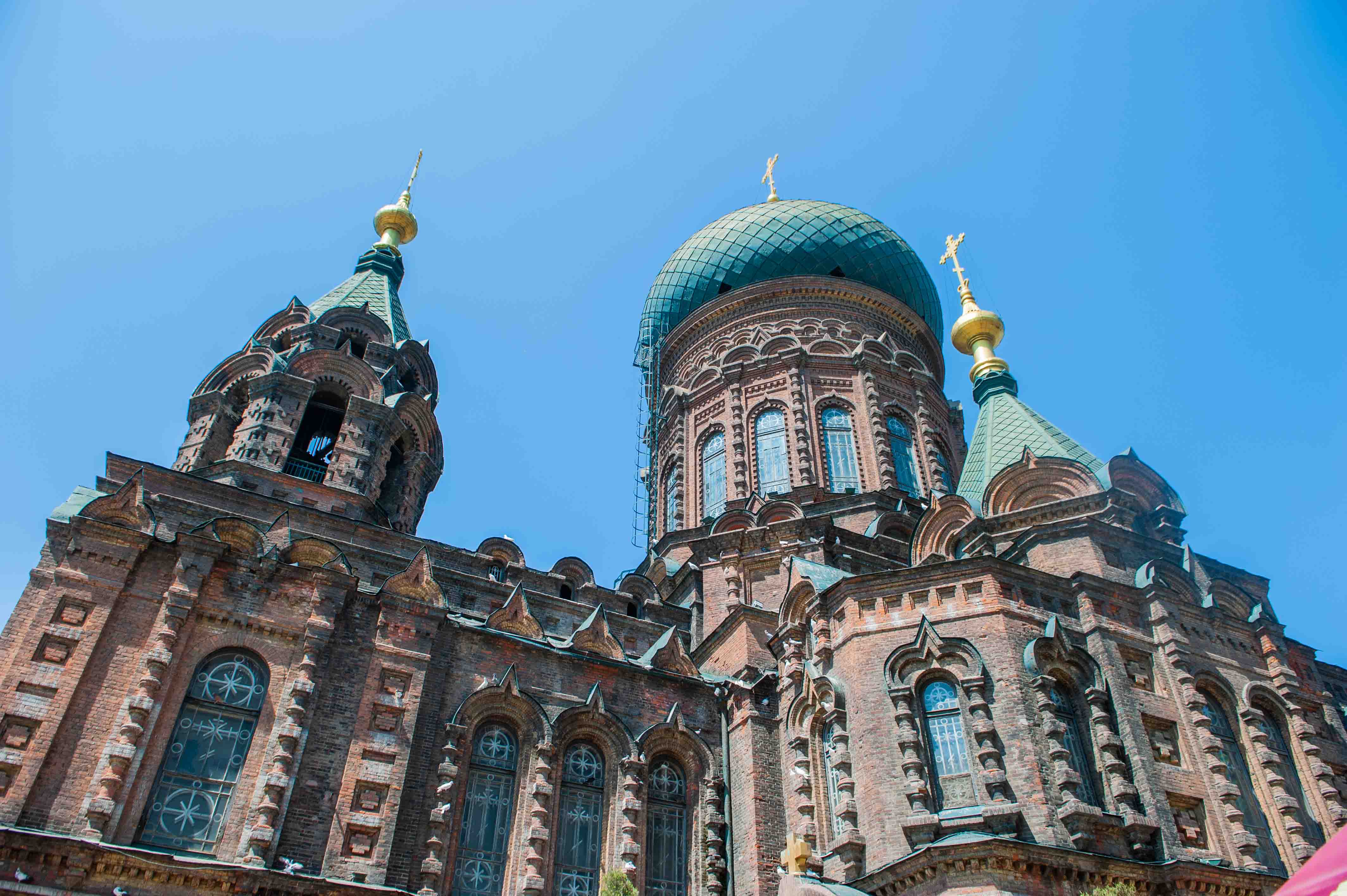 哈尔滨的地标性建筑,四季都超美,古老庄严且美丽文艺的教堂