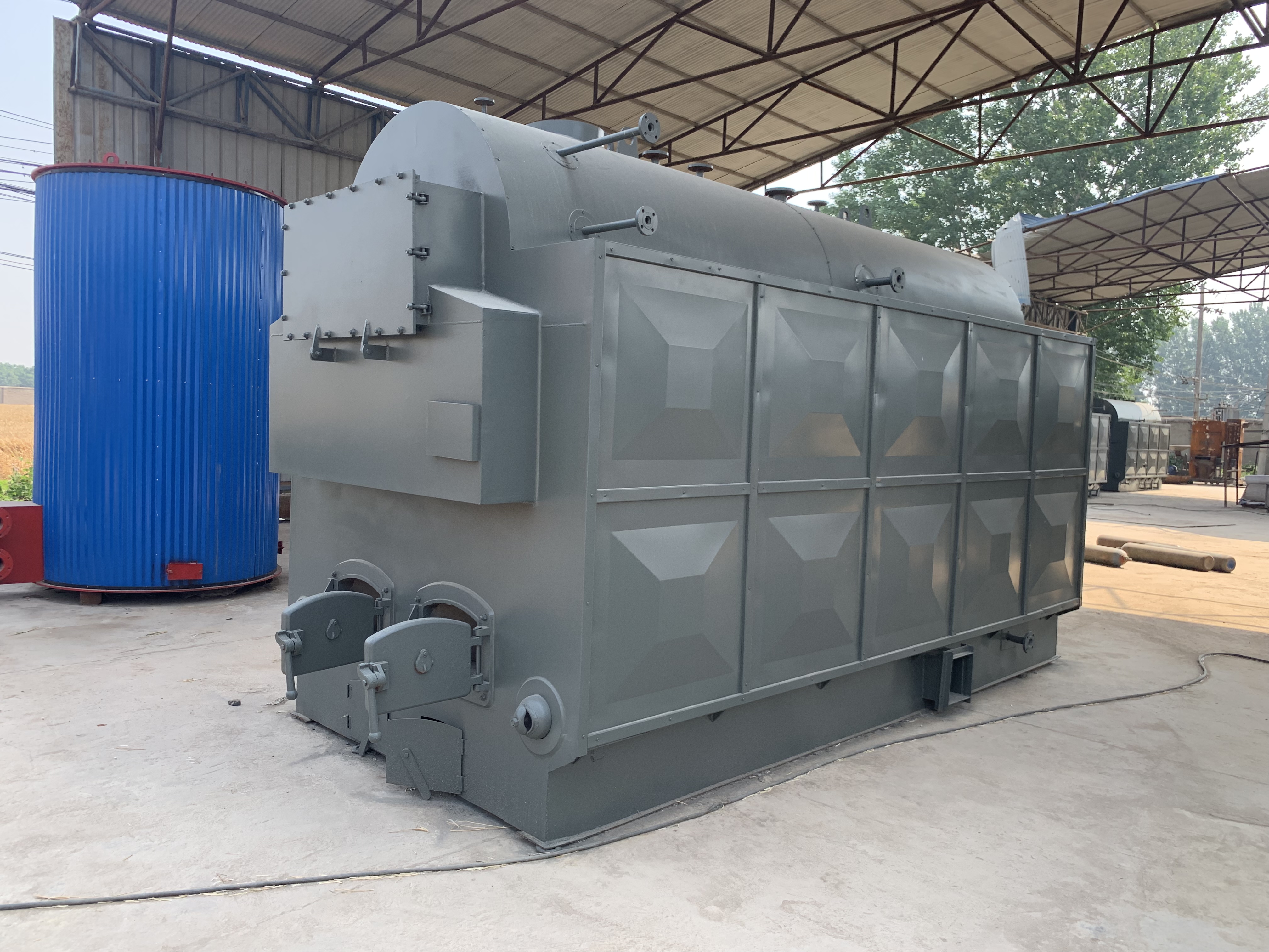 2吨卧式生物质蒸汽锅炉技术特点和使用成本?