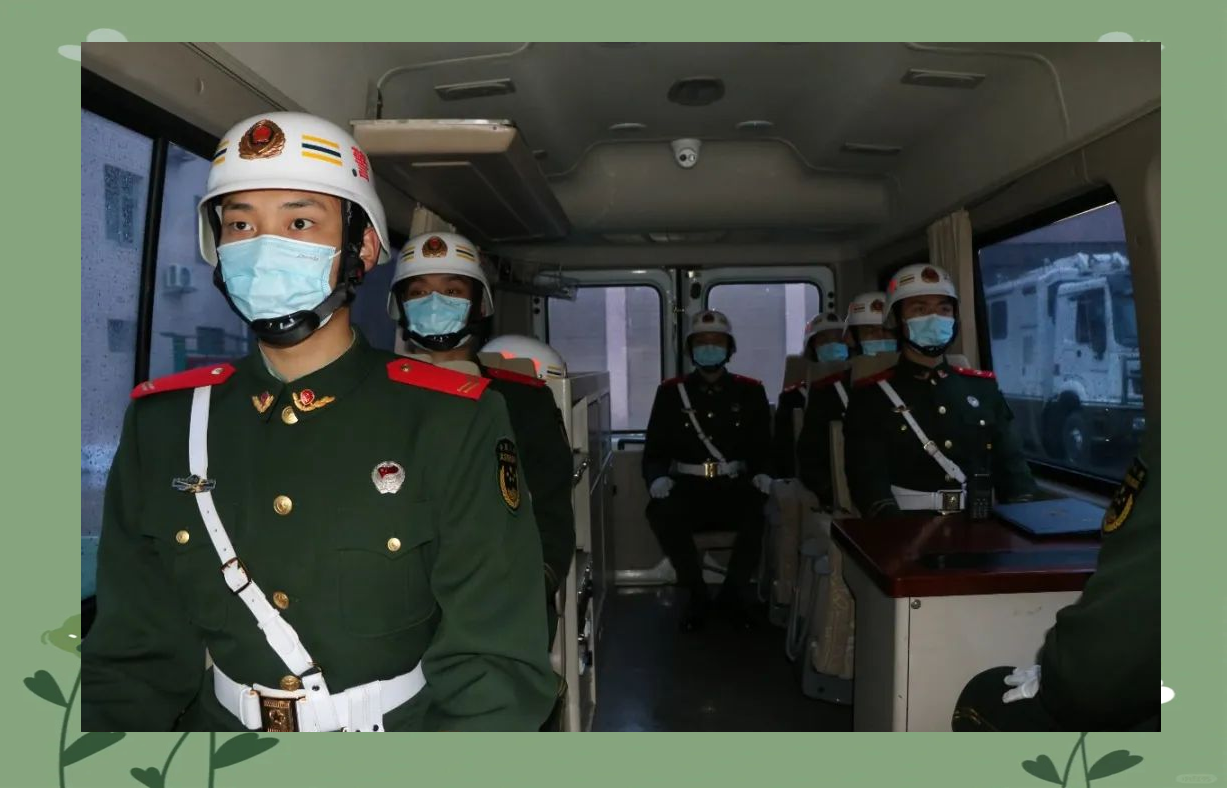 揭秘纠察兵:军中执法者的责任与训练