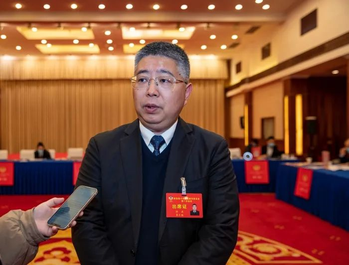 「聚焦两会」成都市政协委员汤进:扩大企业有效金融供给,培育本地龙头