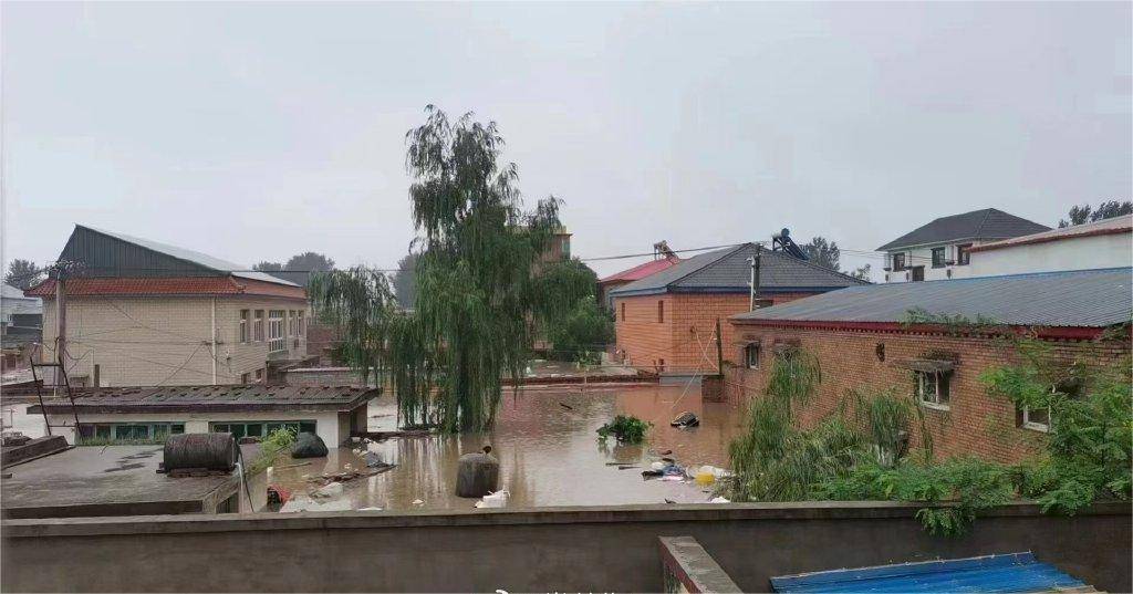 云求助|河北涿州大马村村民等待救援:"水已淹到了两层楼"