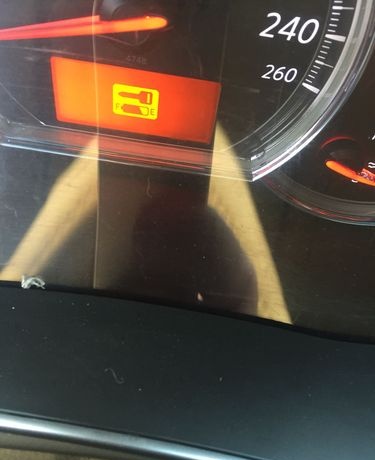 作为车辆启动系统的重要组成部分,钥匙电池在电量耗尽时会导致车