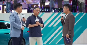 以前我们比较吃亏！余承东公开检讨：早年造车只重安全品质忽视了外观