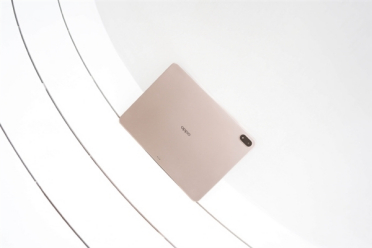 首款骁龙8至尊版平板！OPPO Pad 4 Pro搭载13.2英寸3.4K屏