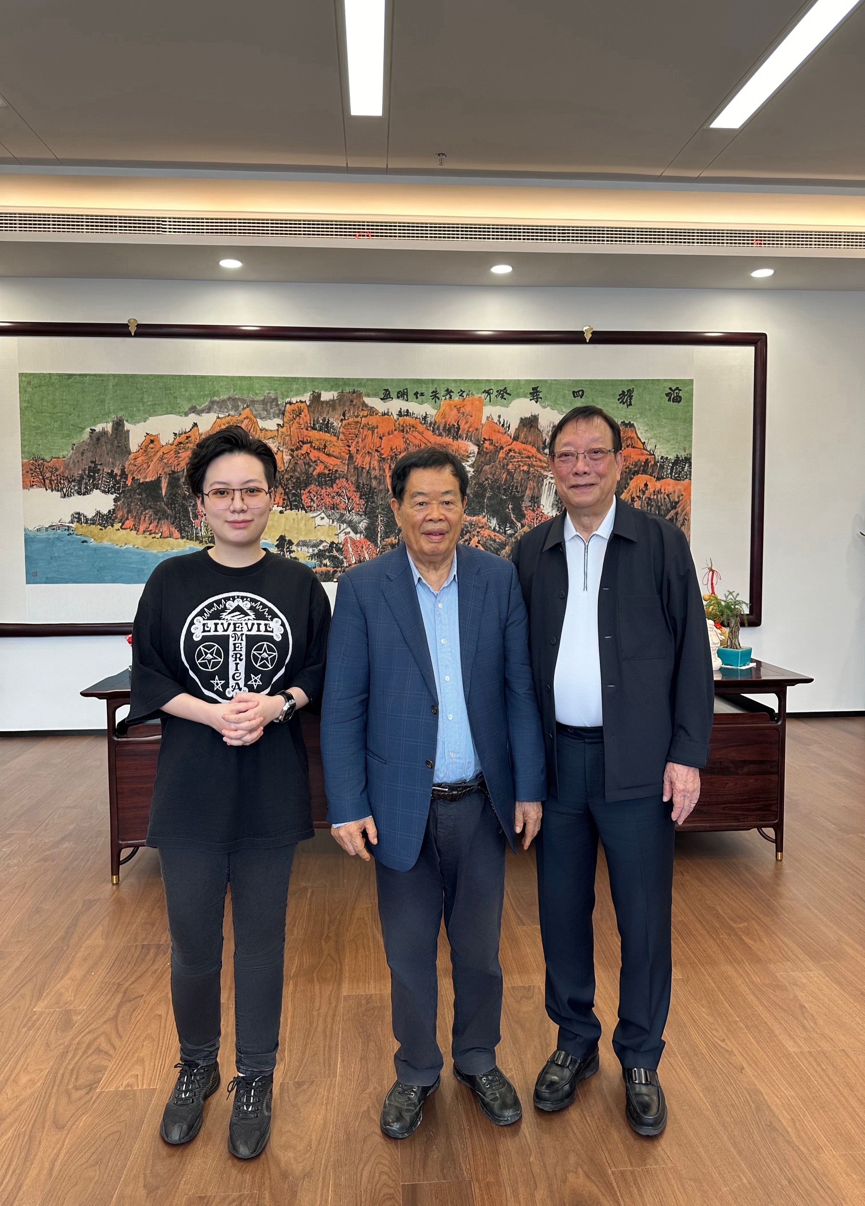 香港雅兰集团助力福耀科技大学教育建设践行企业社会责任