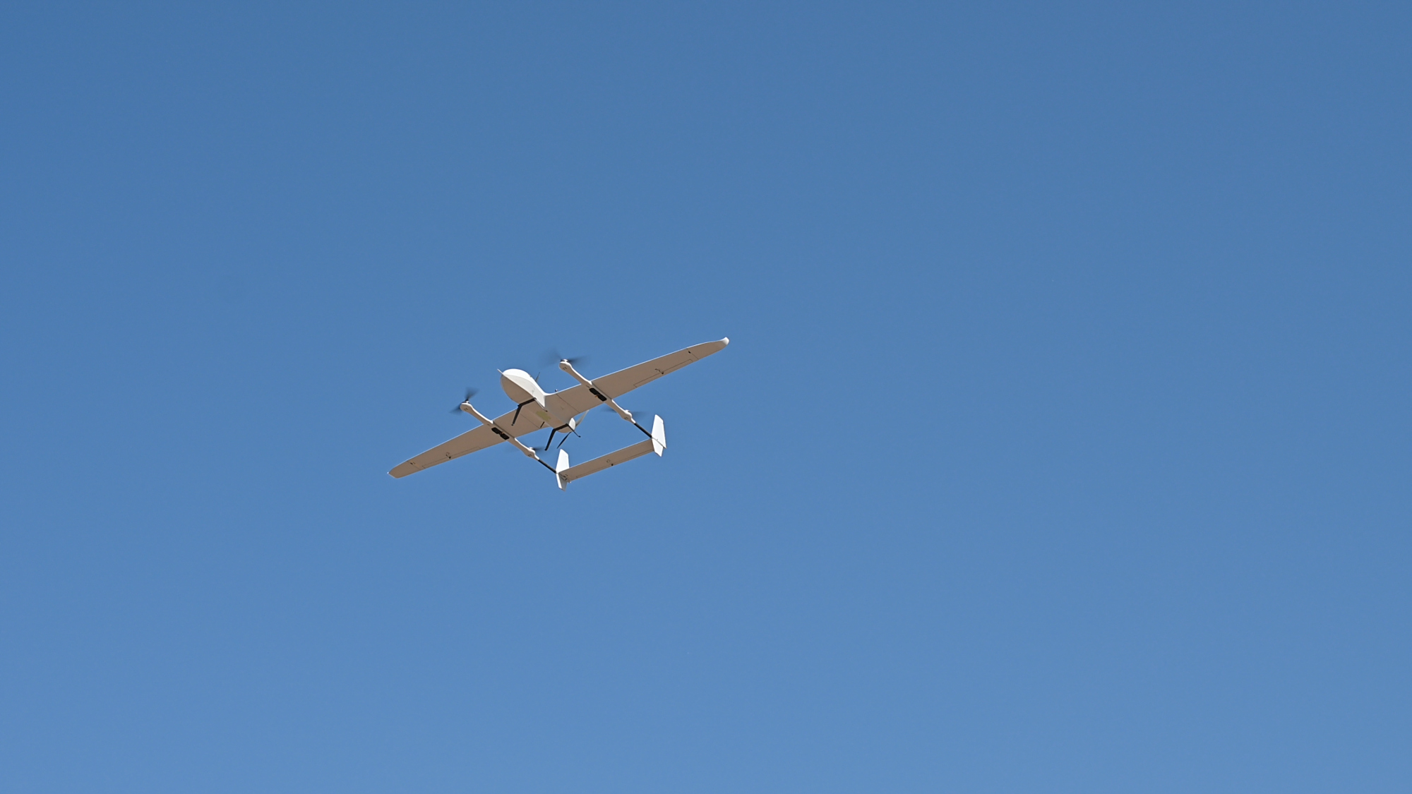 垂起固定翼无人机智慧巡检