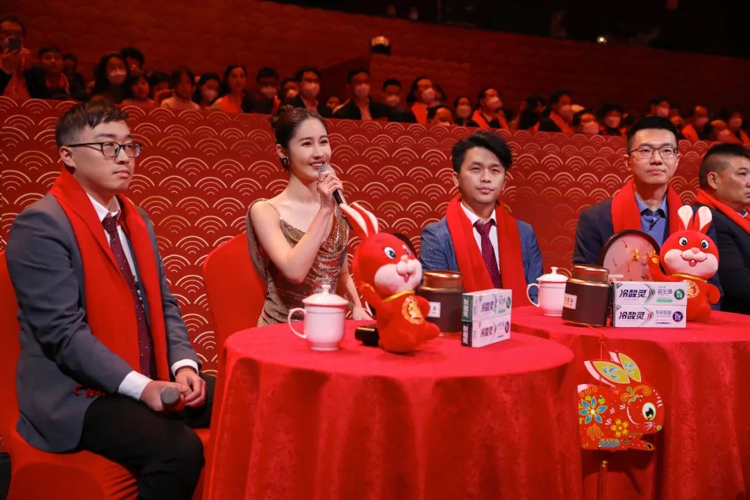 "四海同春"温馨和美,2023"华人春晚"收获满满好评