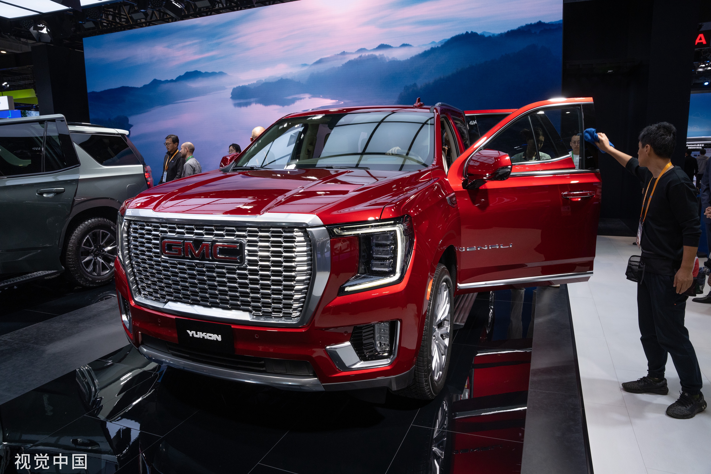 通用gmc品牌计划2024年进入中国,首款车定位大型suv