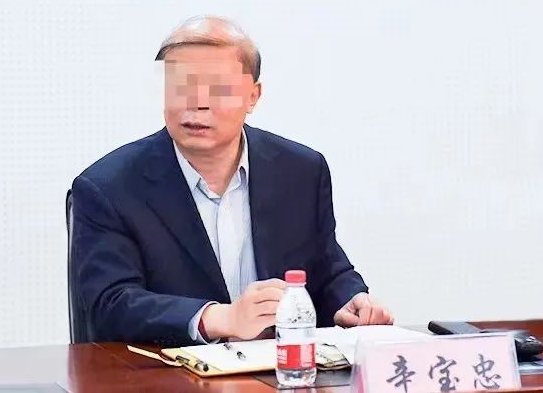 辛宝忠:头上残留一缕秀发是倔强,妻子坠亡遭批捕是丧良心