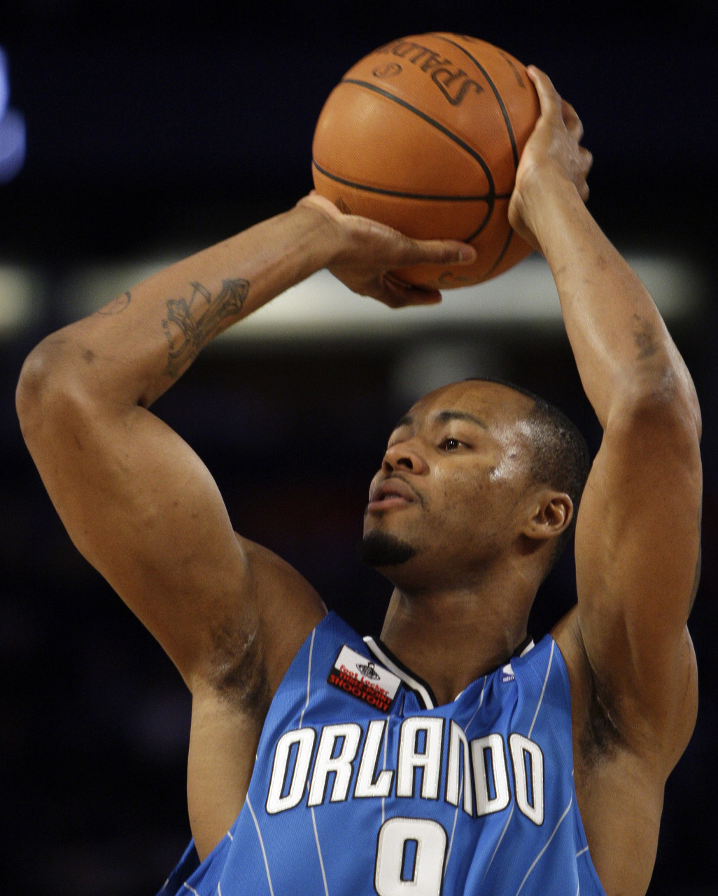 曾经的亿元先生!祝拉沙德-刘易斯44岁生日快乐!