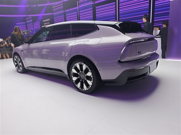 专为中国消费者打造 上汽奥迪E5 Sportback上市：23.59万起