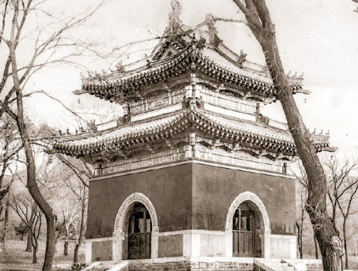 僧格林沁墓早就消失,再想复建已经不可能,可是却留下珍贵老照片