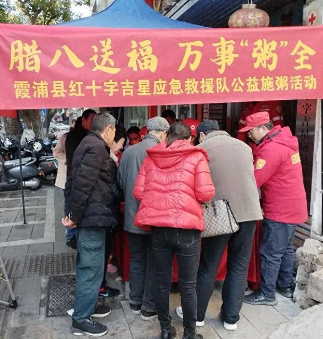 将爱心散播,让温暖传递