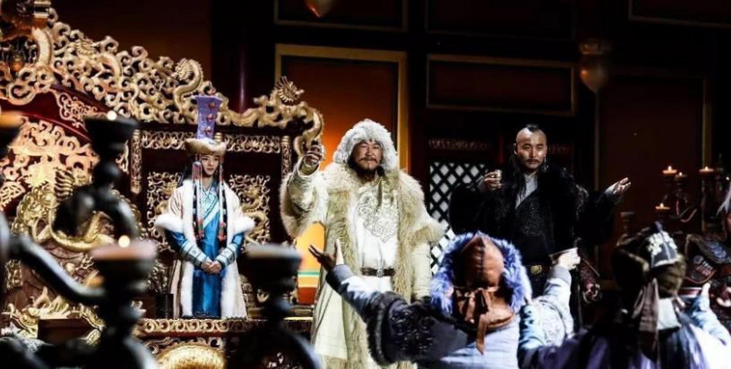 1235年,蒙古大汗窝阔台对寡居的弟媳妇唆鲁禾帖尼说:"你嫁给你的侄子