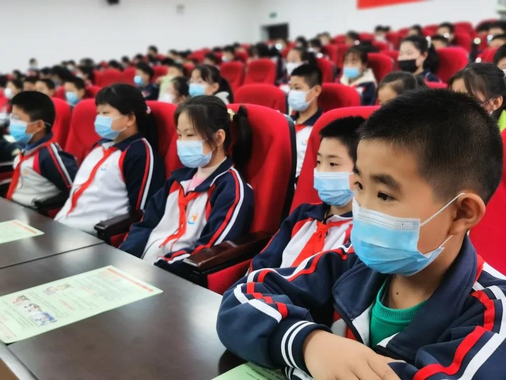 塘沽工农村小学开展燃气安全与消防安全进校园活动