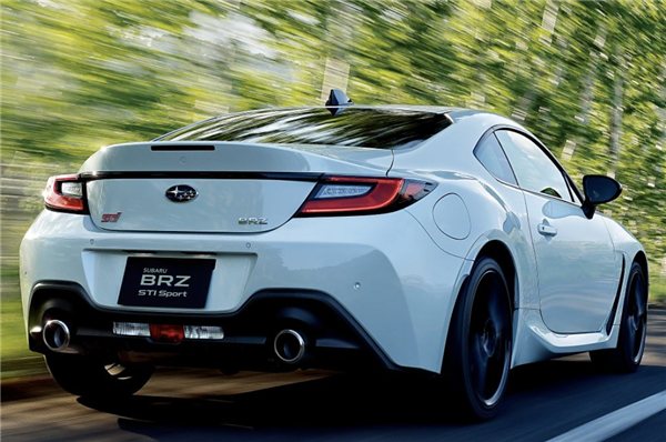 斯巴鲁brz sti上市:29.98万起