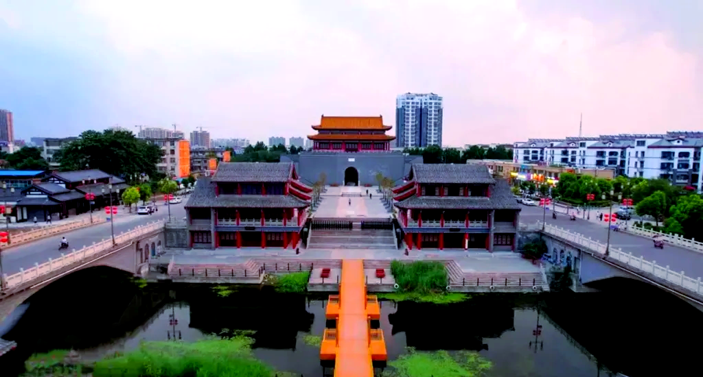 探秘微山湖:领略湖光山色,品味渔家美食