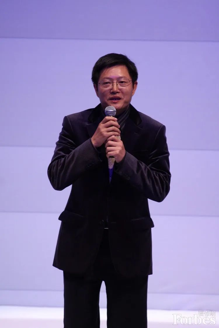 爱慕登陆上交所,董事长张荣明身家75亿元