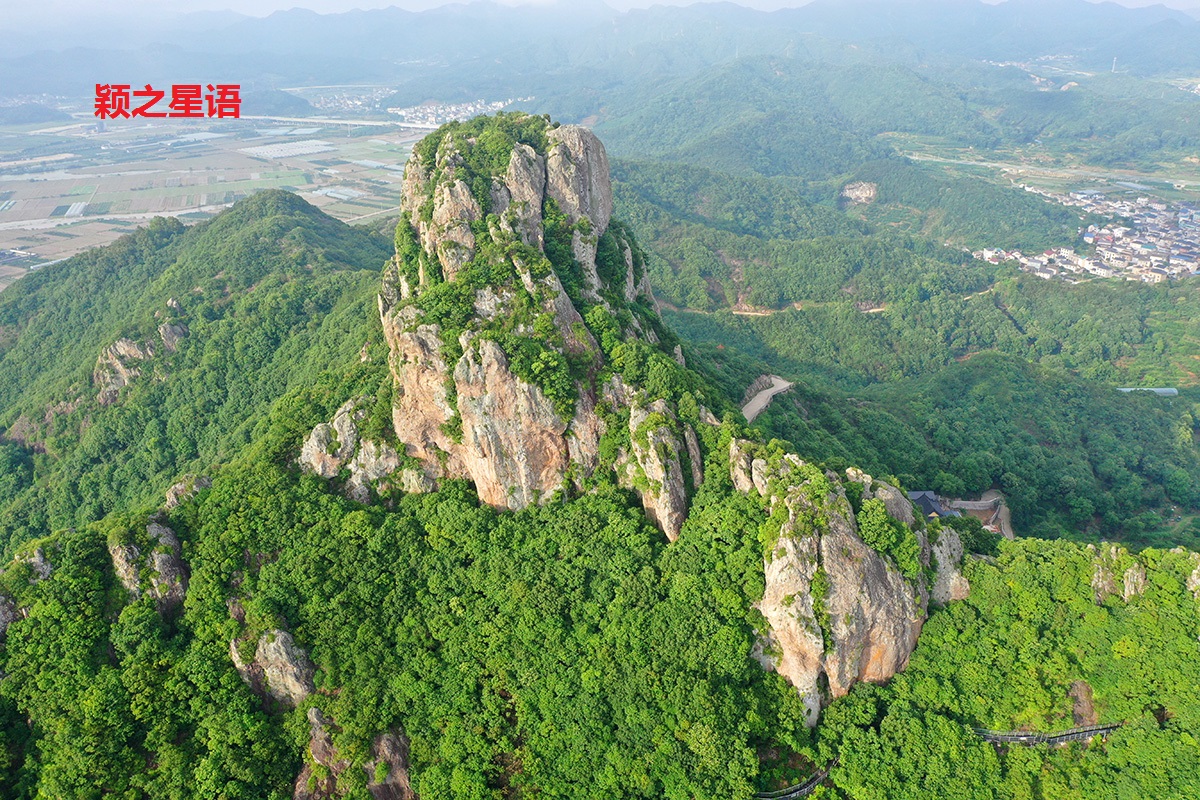 灵岩火山峰,自然奇观,悬空体验