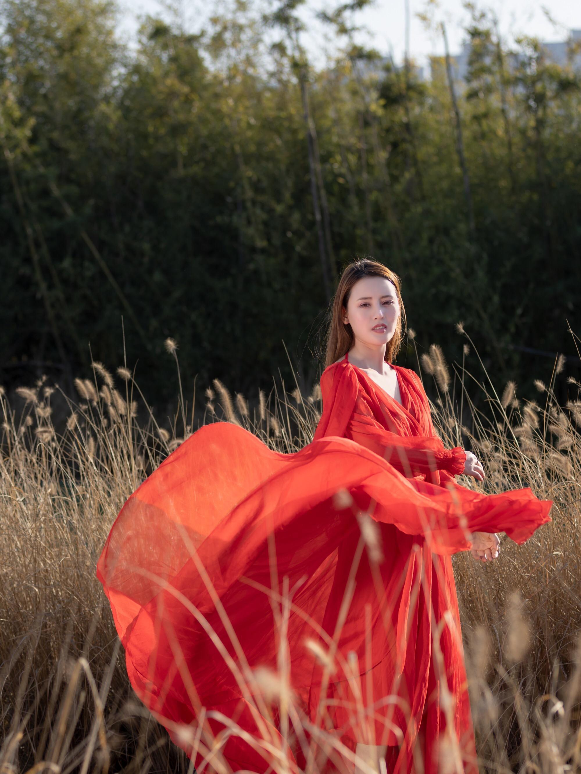 记否,那飘散在风中的承诺?