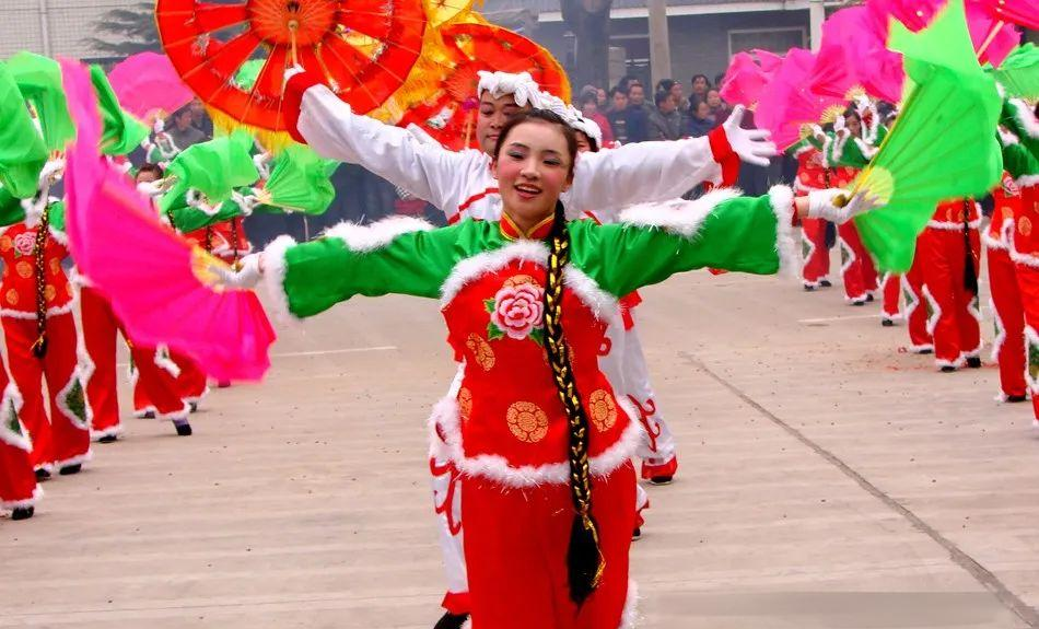 陕北伞头秧歌:热情与艺术的交响