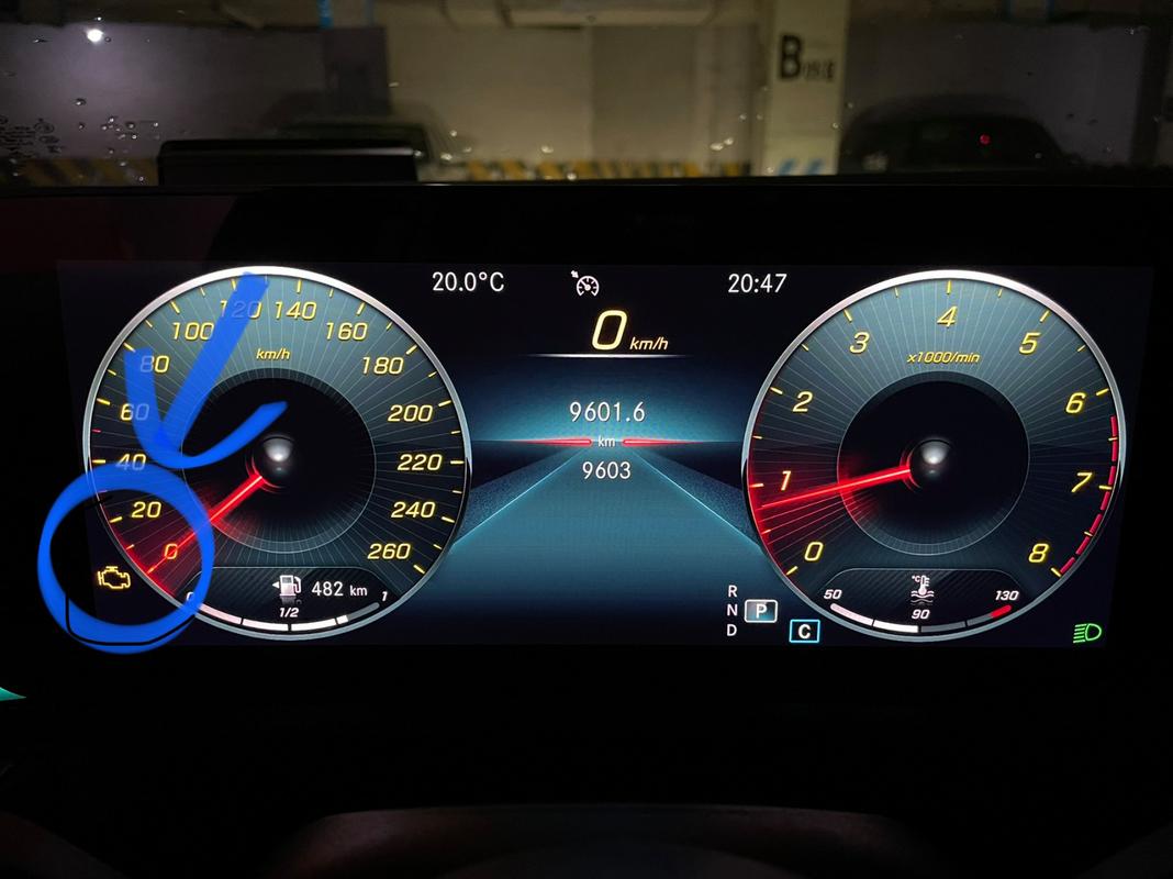 奔驰汽车仪表盘灯全亮是怎么回事