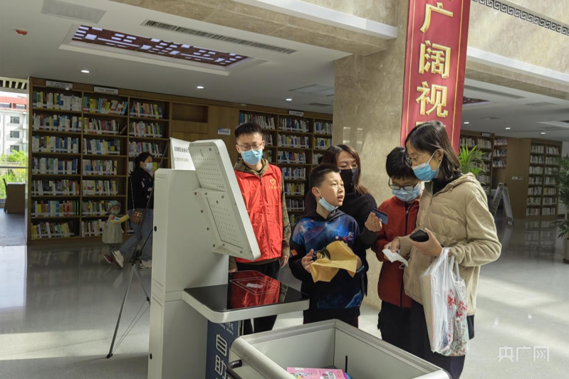 世界读书日 吕梁市图书馆新馆正式开馆运行