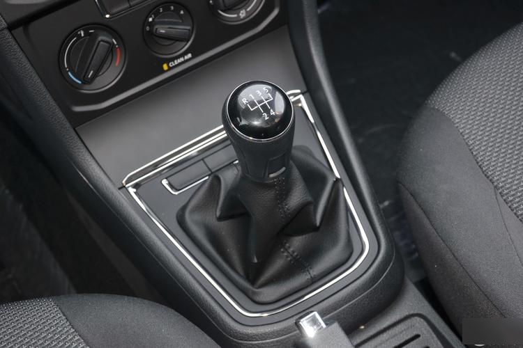 宝来传奇手动挡档杆怎么更换?