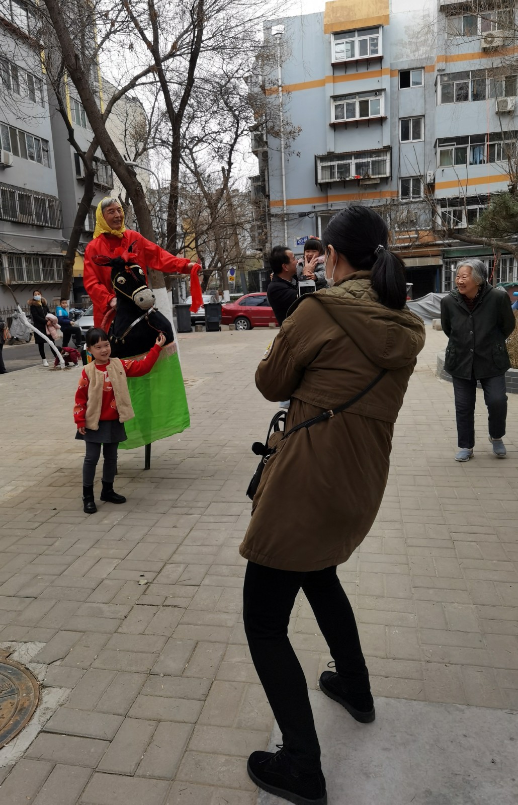 「春节特别版"花样过年"」初一初二满街走