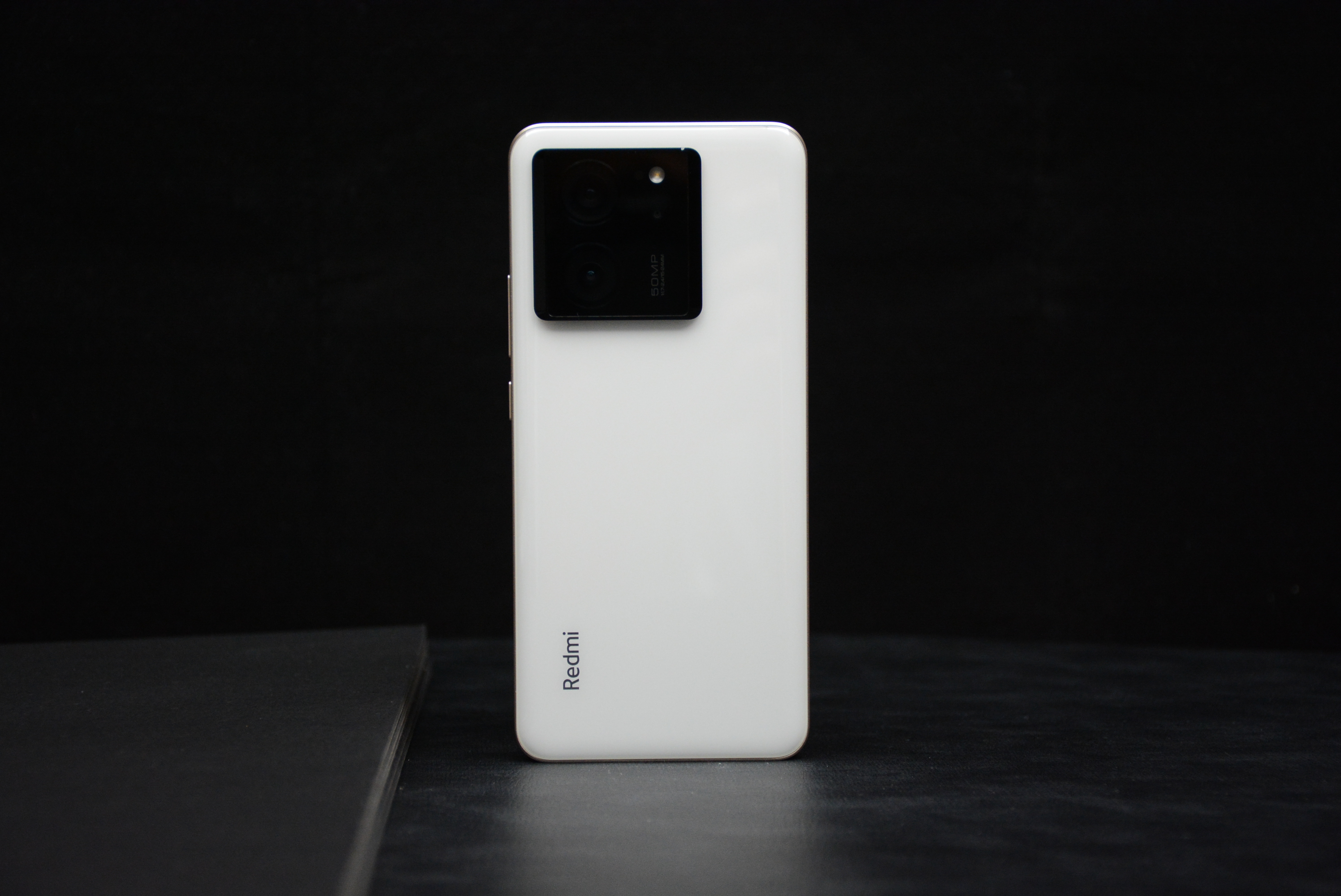 2599元起,redmi k60至尊版"量大实惠",打工人也能选16 512g了