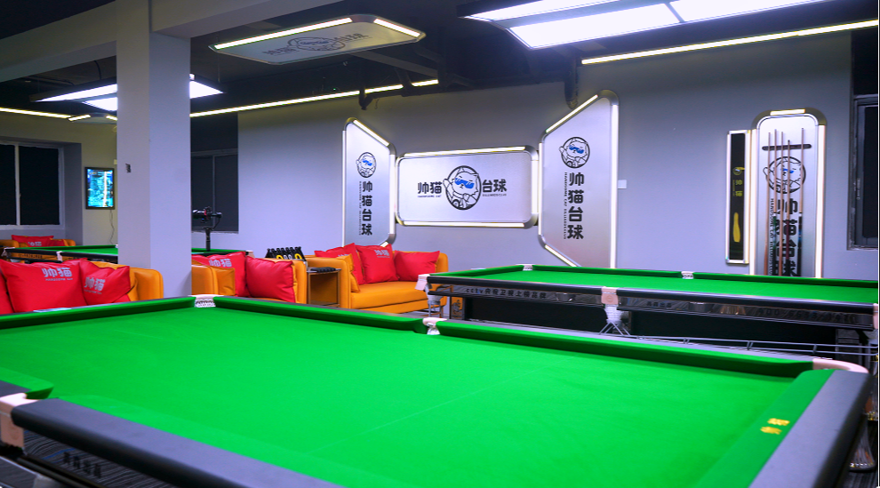 自助球房与传统球房优缺点