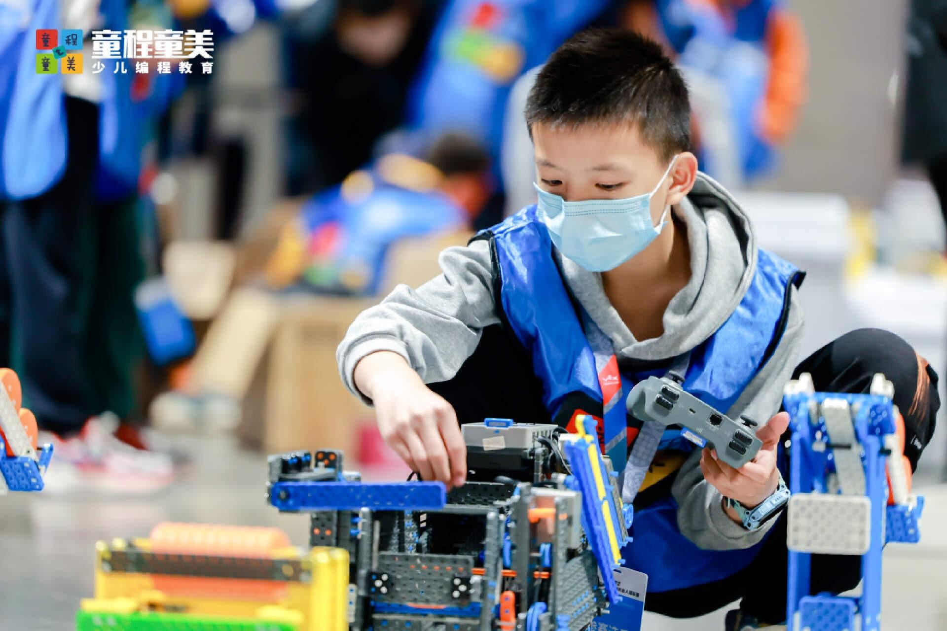 专注培养青少年科技素养,童程童美相信科创挑战的力量