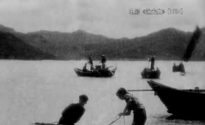 《渔光曲》是第一部表现劳动人民生活的影片,还有人为此牺牲