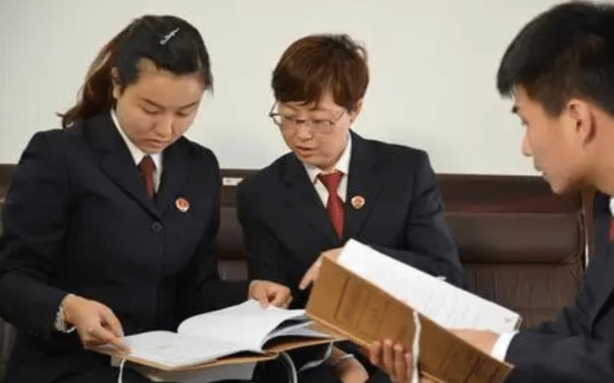 广东"巨虎"林崇中有多牛?被判10年一天牢没坐,还带情人去会所