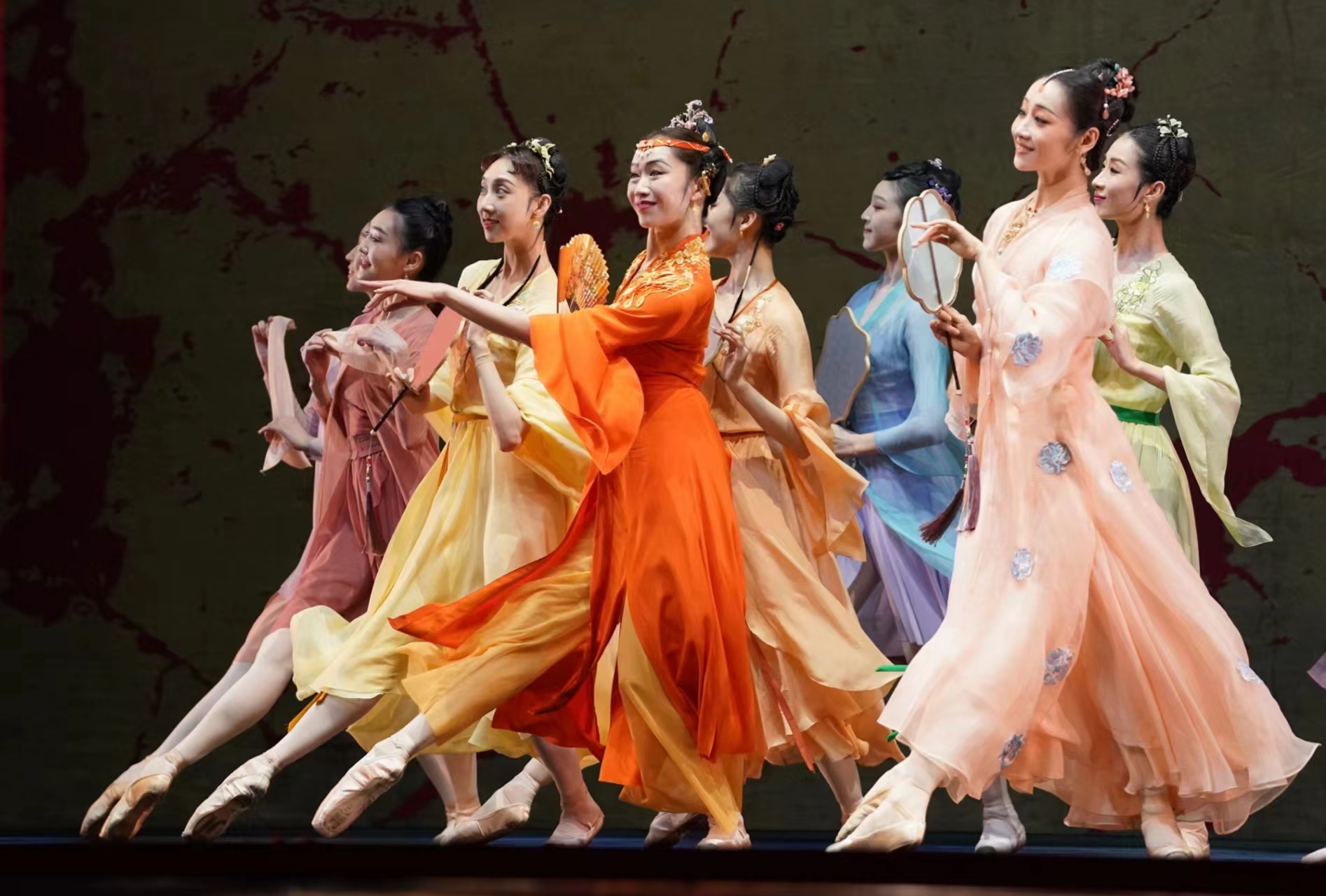 芭蕾舞剧《红楼梦》:西方芭蕾舞出中国古典意境