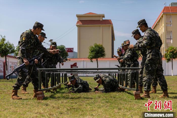 玉林武警图片