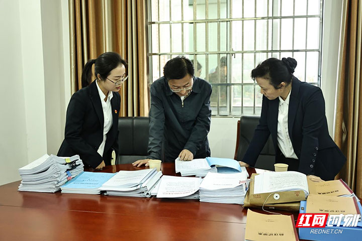 清风头条|省纪委常委,省监委委员樊凤鸣来张调研督导工作