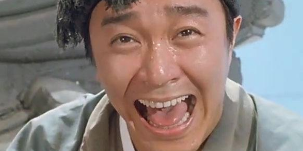 搞笑gif:松鼠:太刺激了 搞笑不寻常